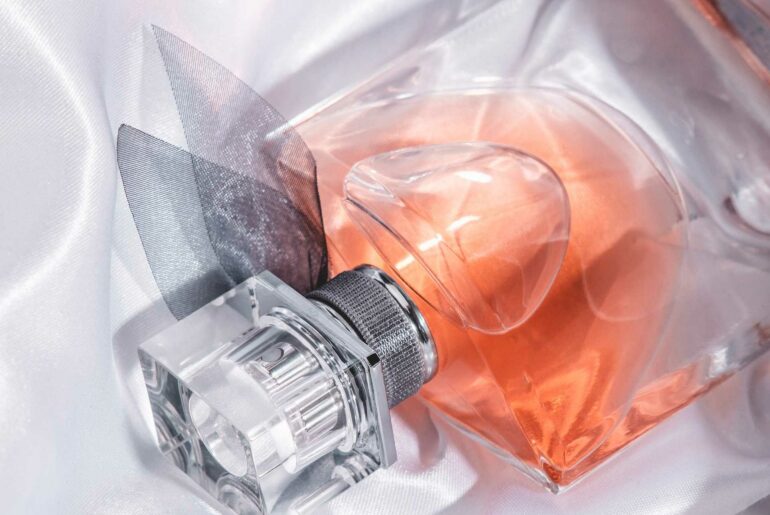 Top 9 des meilleurs parfums pour femme chez Sephora (2023) meilleurs parfums femme sephora