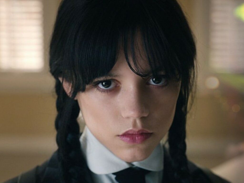 La tendance du makeup soft goth de Mercredi (Netflix)