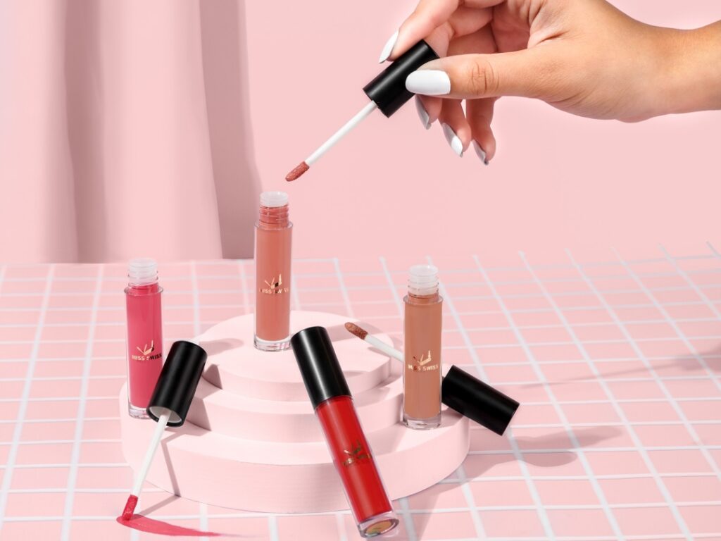 Gloss personnalisé : mélanger gloss et fard à paupières