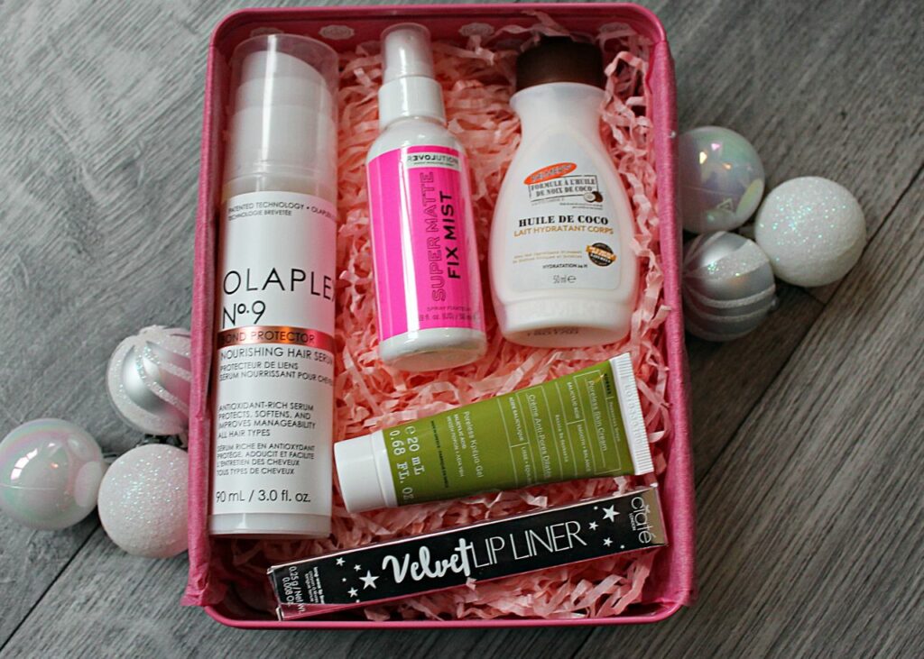 Unboxing de la Glossybox "The Glossy Tree" décembre 2023