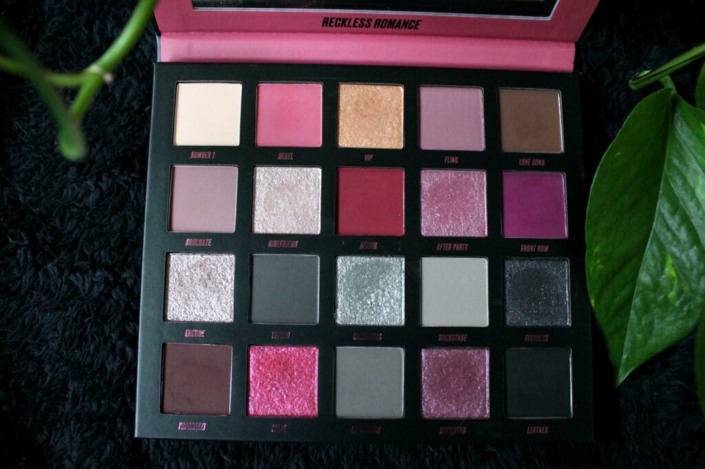 Les fards de la Palette Reckless Romance by Beauty Bay